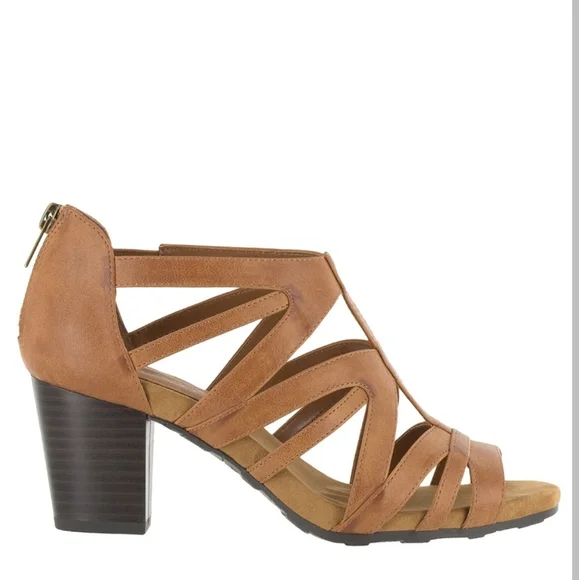 NWT Easy Street Amaze Sandals -7 - Picture 7 of 13